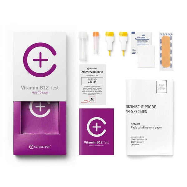 Inhalt des Vitamin B12 Testkits von cerascreen: Verpackung, Anleitung, Lanzetten, Plfaster, Probenröhrchen, Desinfektionstuch, Rücksendeumschlag